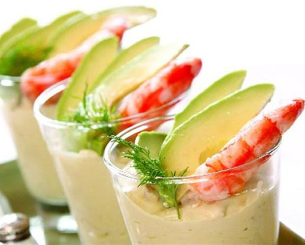 Mousse de palta y langostinos